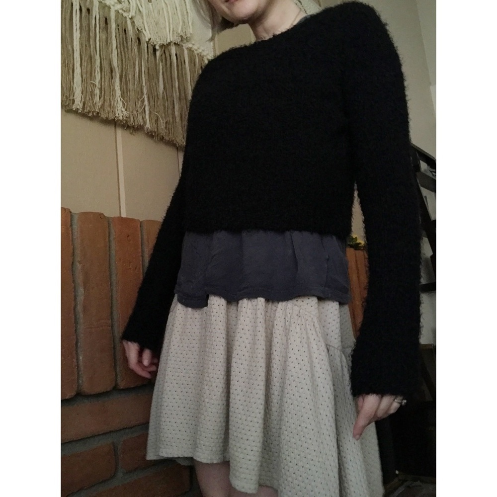Freshman fuzzy soft knit cropped sweater